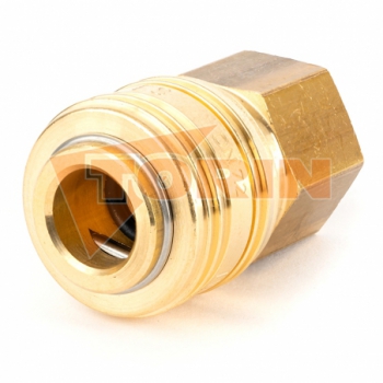 Acoplamiento de enchufe...